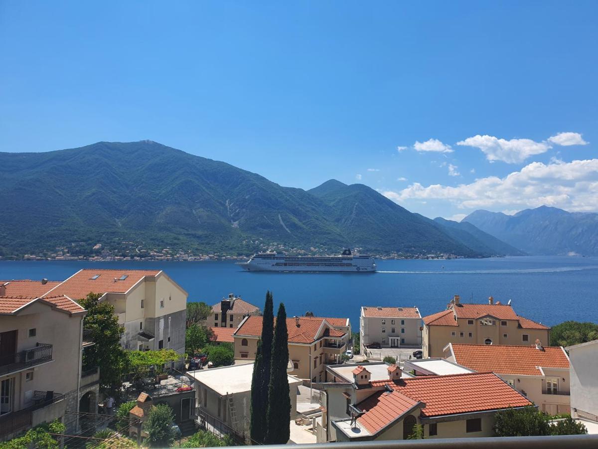 Pearl Shell Apartments Kotor Exterior photo