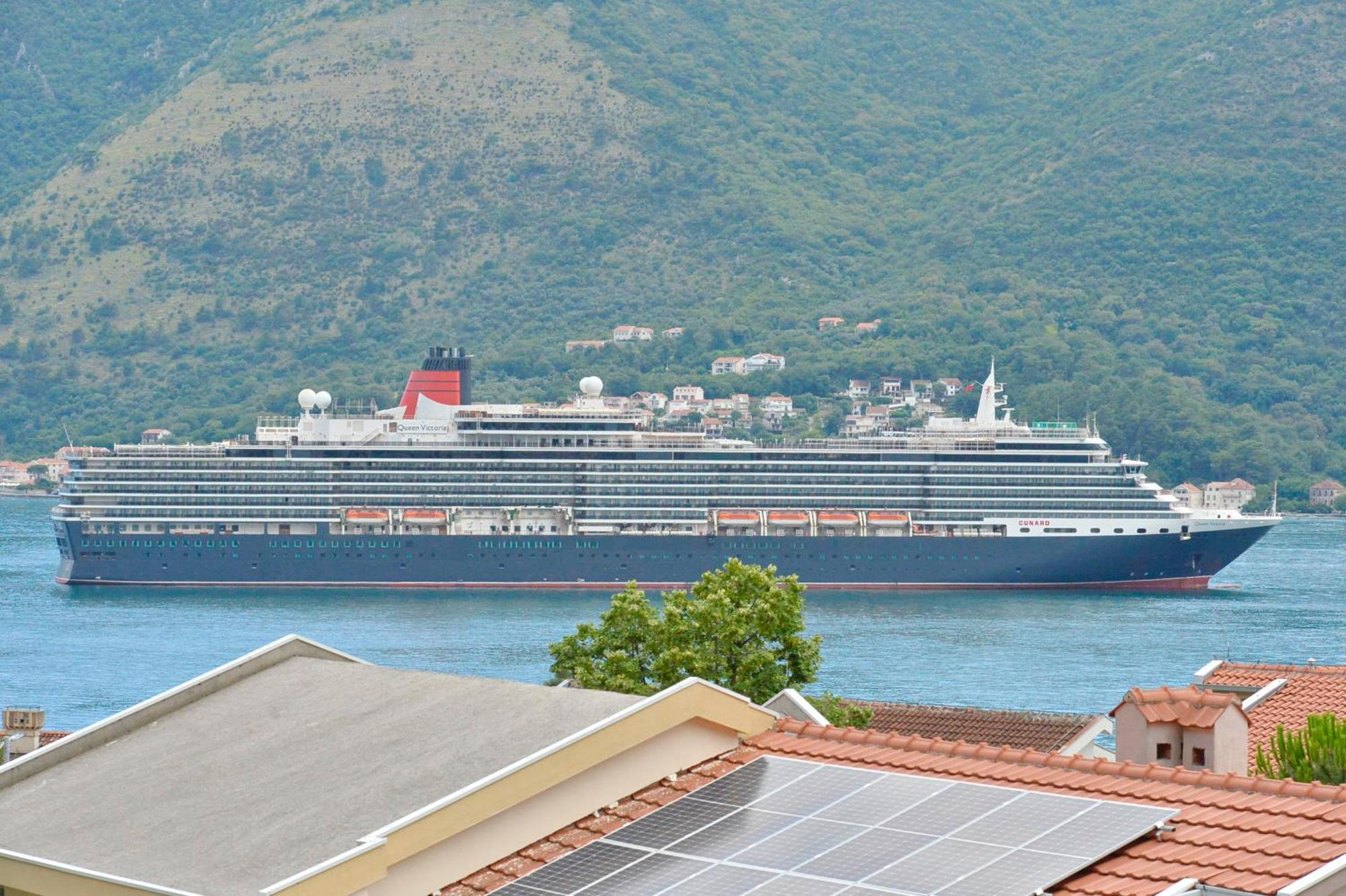 Pearl Shell Apartments Kotor Exterior photo